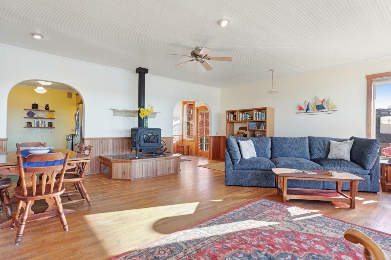הוילה ניופורט Bayfront House מראה חיצוני תמונה